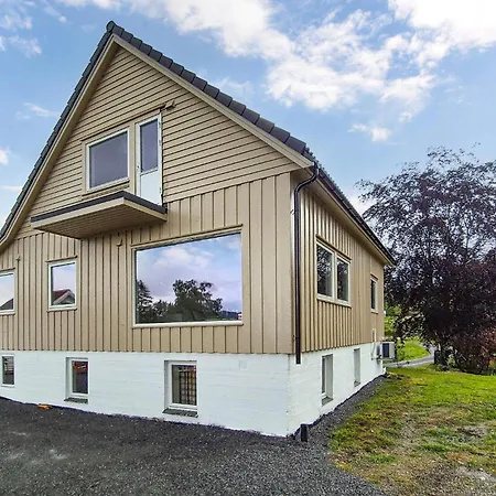 Amazing In With House Sea View Vikebygd